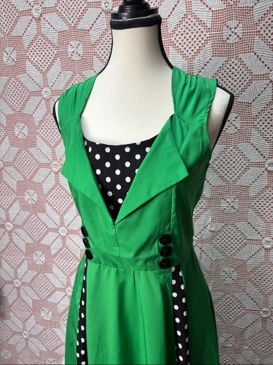 Green & Polka Dot Fit & Flare Dress Sz Sm - Picture 2 of 10